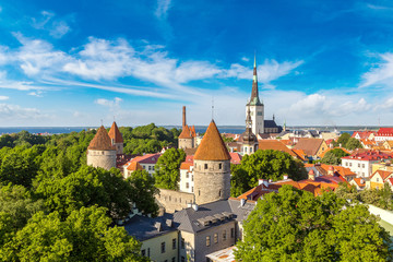 Obraz premium Aerial View of Tallinn