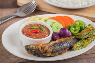 Spicy shrimp paste sauce with vegetables, fried mackerel, Thai food