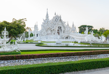 Fototapeta na wymiar Wat Rong Khun,Chiangrai, Thailand