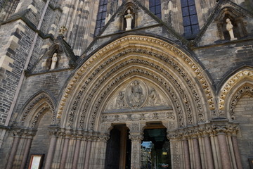 Fototapeta premium Main Entrance to the Cathedral Church of St Mary in Edinburgh, Scotland, UK