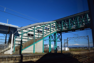 鉄道駅構内の跨線橋