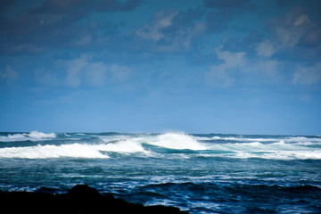 rough sea, reefs from Mauritius
