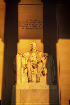 Lincoln Memorial at sunrise, Washington DC, USA
