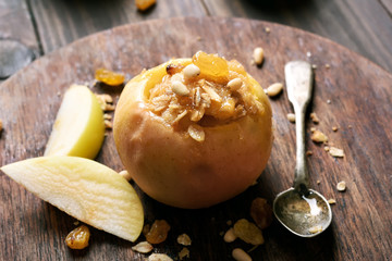 Apple stuffed with granola and nuts