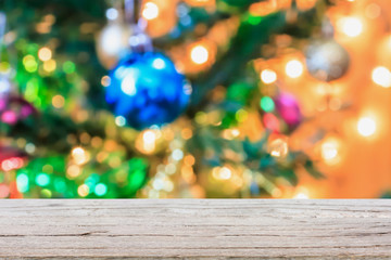 Christmas tree with bokeh light blur background