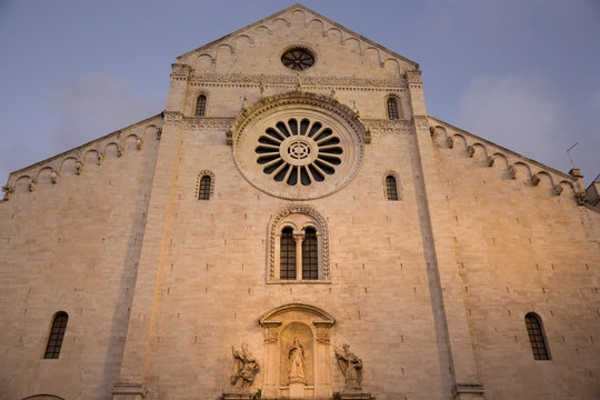 Basilica San Nicola, Bari