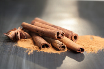 Cinnamon sticks