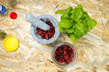 Dried tomato and basil