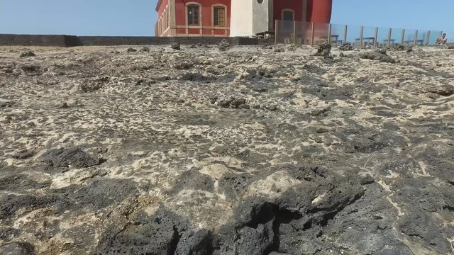 Fuerteventura, Isole Canarie: vista del faro del Toston, vicino al villaggio di pescatori di El Cotillo, il 3 settembre 2016 (Ultra High Definition, UltraHD, Ultra HD, UHD, 4K, 2160P, 3840x2160)