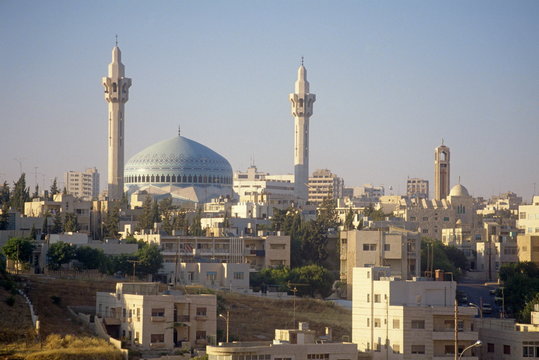 Abdullah Mosque and the Amman skyline at dusk, Jordan