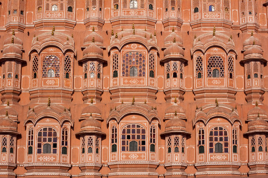 The ornate pink facade of the Hawa Mahal (Palace of the Winds), Jaipur, Rajasthan