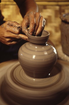 Potter's wheel, Chiang Mai