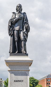 William Harvey Denkmal In Folkestone Der Entdecker Der Blutzirkulation