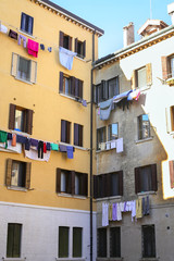 Fototapeta na wymiar city yard in Cannaregio sestieri in Venice