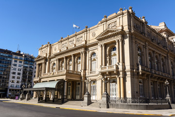 Fototapeta na wymiar Facade of the Teatro Colon in Buenos Aires (Argentina)