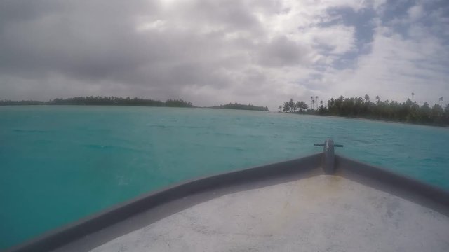 roue d'un bateau en Polynésie française