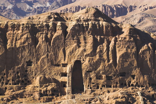 Empty niche in the cliff where one of the famous carved Buddhas once stood, destroyed by the Taliban in 2001, Bamiyan, Bamiyan province, Afghanistan