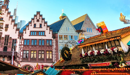 Traditioneller  (seit 1393) Weihnachtsmarkt im historischen Zentrum von Frankfurt am Main 