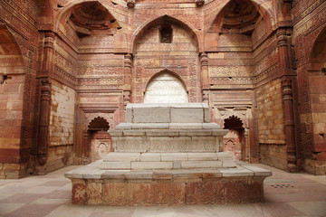  Iltutmish tomb in the complex of Qutub Minar