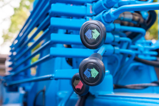 Boom Lift Operator Images – Browse 593 Stock Photos, Vectors, and Video ...