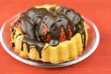 Sponge Cake with Strawberries and Chocolate