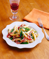 Penne with vegetables