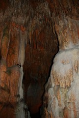 Fototapeta na wymiar cave arch
