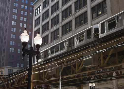 El train on the elevated train system, The Loop, Chicago, Illinois