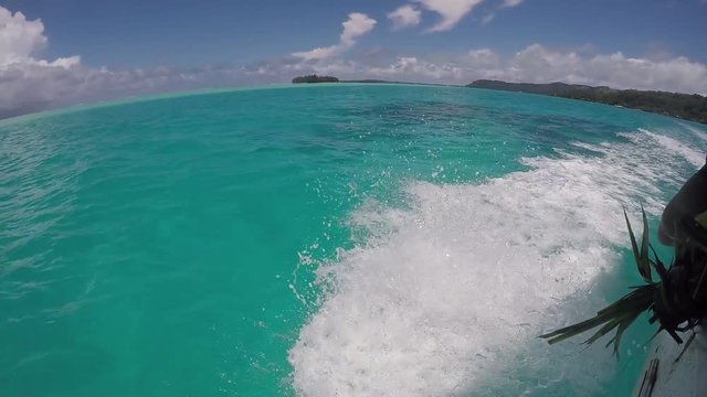 naviguer sur le lagon de bora bora