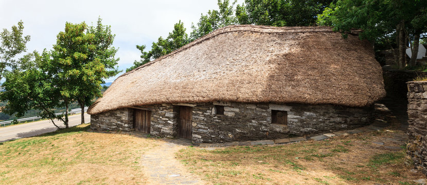 Palloza traditional northwest spanish dwelling