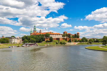 Fototapeta premium Wawel royal castle in Krakow