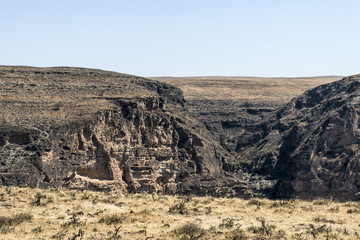 Dhofar Mountains grand canyon Oman salalah Arabic jeep safari