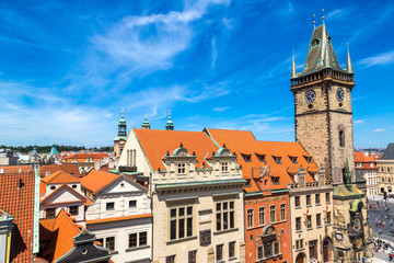 Obraz premium Panoramiczny widok z lotu ptaka Pragi