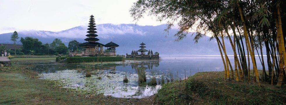 Pura Ulun Danu Bratan temple, Bedugul, island of Bali, Indonesia