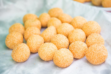thai fried sweet potato balls .