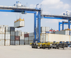 Naklejka premium Cargo containers in shipping yard