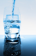 Wasserglas - Trinken - Wasser