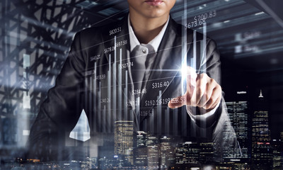 Virtual tehnologies in use . Mixed media