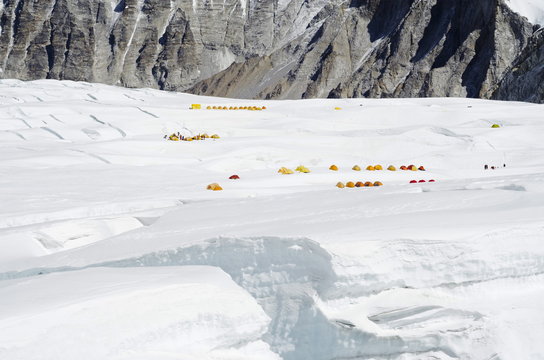 Tents at Camp 1 on Mount Everest, Solu Khumbu Everest Region, Sagarmatha National Park, Nepal, Himalayas 