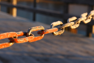 Chain at sunrise, low fous