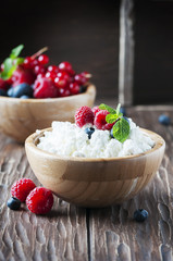 Russian cottage cheese with berry and mint