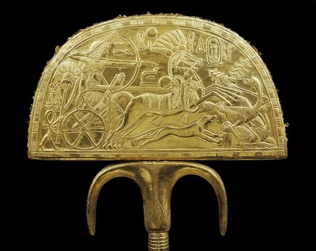 The king's fly-whisk, from the tomb of the pharaoh Tutankhamun, discovered in the Valley of the Kings, Thebes, Egypt