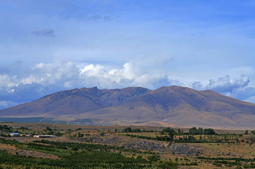 Fototapeta na wymiar View of mount Ara in Armenia