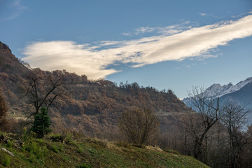 Obraz premium mountain landscape with snow and cloud