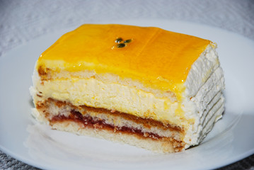 Yellow cake