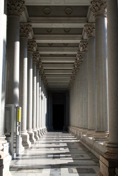Colonnato neoclassico - Architettura classica