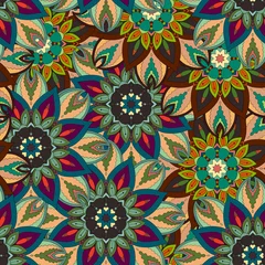 Velours gordijnen Marokkaanse tegels Sierlijke bloemen naadloze textuur, eindeloze patroon met vintage mandala-elementen.