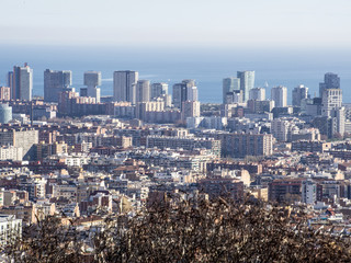 Fototapeta na wymiar Skyline de la ciudad de Barcelona,Cataluña,España