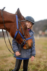 M&auml;dchen mit Pferd