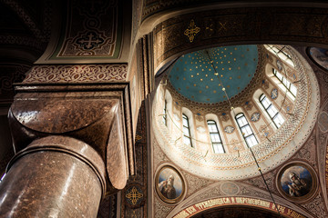 Fototapeta na wymiar Church pillar with dome